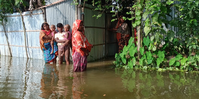 "Severe flooding in Chilmari, Kurigram leaves 400 families submerged, with limited relief reaching only 40 households so far." Voice7 News
